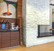 Comfort Inn & Suites Green Bay Stadium Area hotel detail image 4