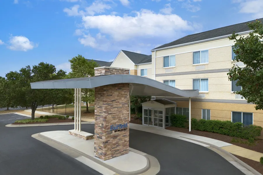 Fairfield Inn & Suites by Marriott at Dulles Airport hotel detail image 2