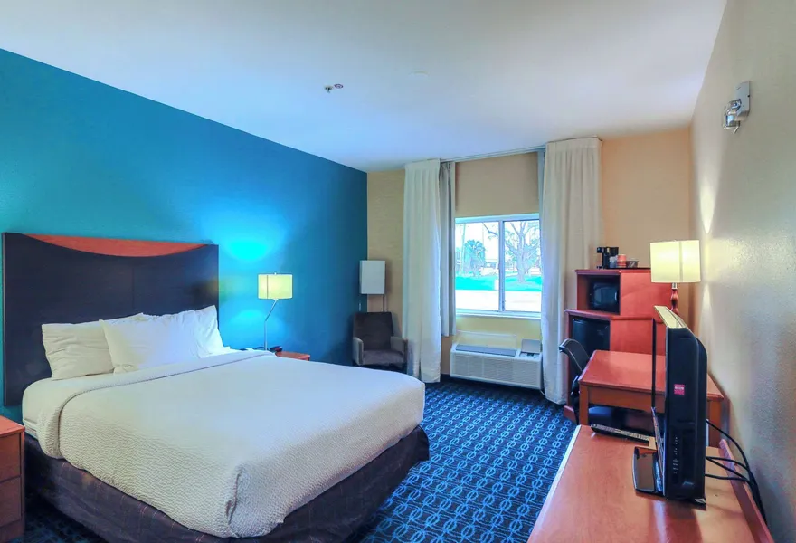 Comfort Inn & Suites Houston North - Spring hotel detail image 6