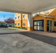 Quality Inn & Suites hotel detail image 3