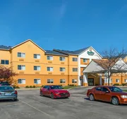 Quality Inn & Suites hotel detail image 4