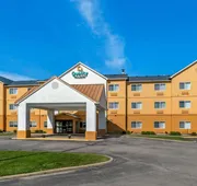 Quality Inn & Suites hotel detail image 5