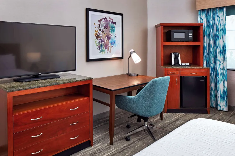 Hilton Garden Inn Valencia Six Flags hotel detail image 6