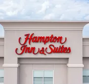 Hampton Inn & Suites Greensboro/Coliseum Area hotel detail image 4
