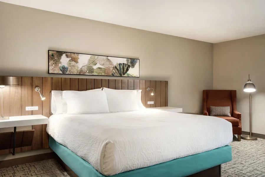 Hilton Garden Inn Dubuque Downtown hotel detail image 6