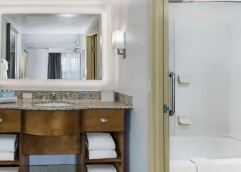 MainStay Suites Phoenix North hotel thumbnail 8