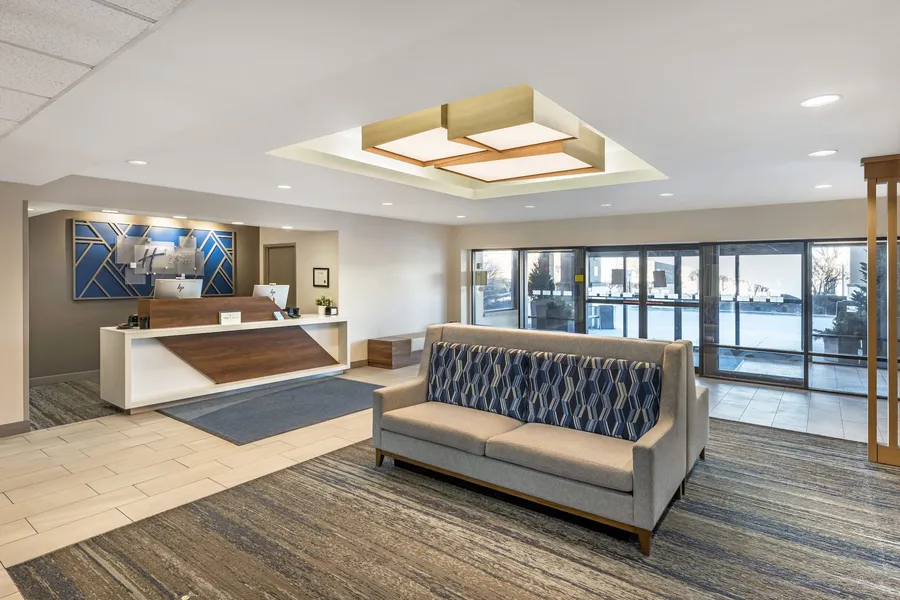 Holiday Inn Express Crestwood by IHG hotel detail image 6
