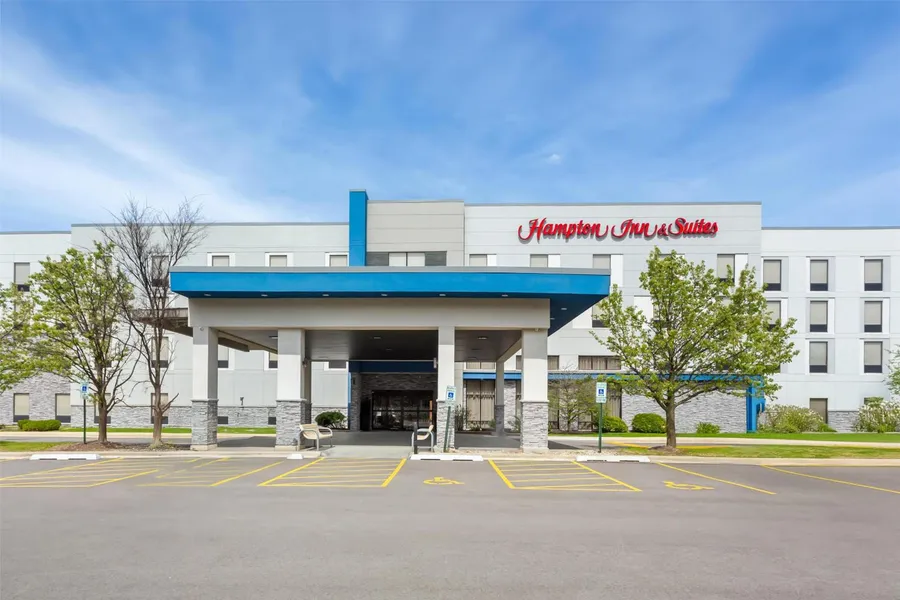 Hampton Inn & Suites Bolingbrook hotel detail image 2