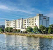 Hampton Inn & Suites Newark-Harrison-Riverwalk hotel detail image 4