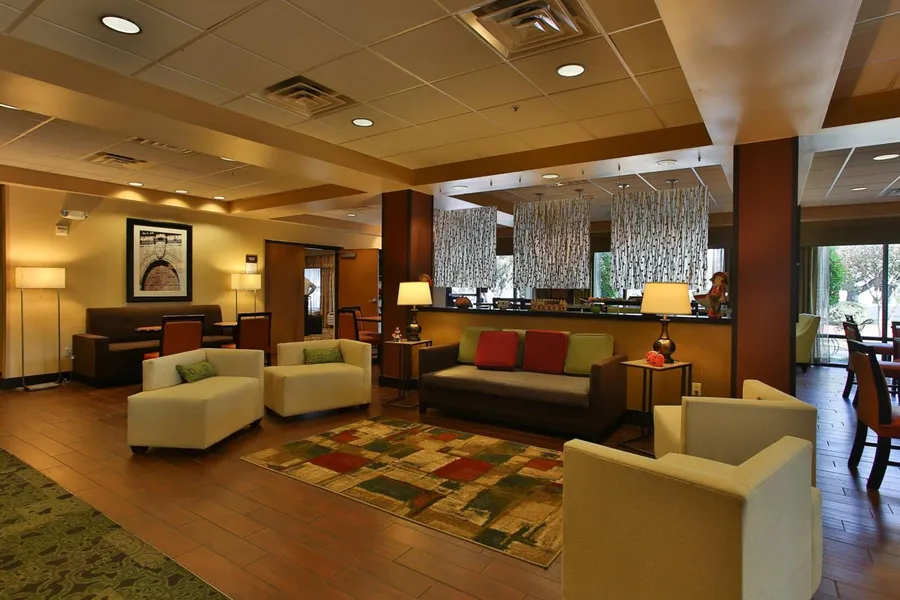 Hampton Inn San Antonio Stone Oak hotel detail image 2