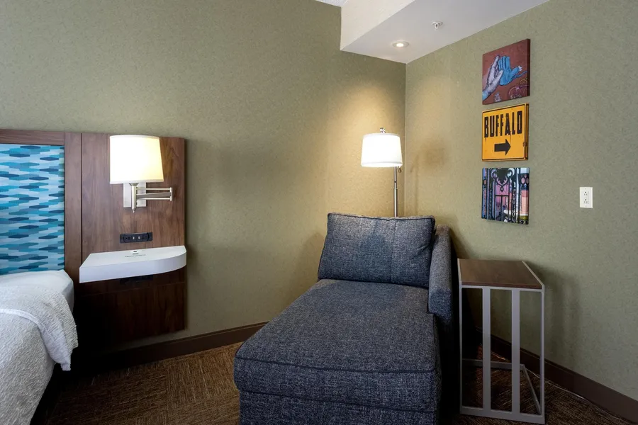 Hampton Inn Buffalo South/I-90 hotel detail image 2