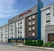 Hampton Inn Woodbridge hotel detail image 3