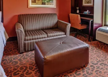 Hampton Inn Ashland hotel thumbnail 5