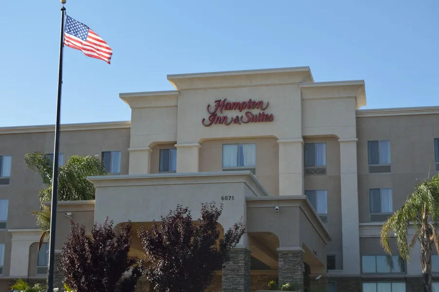 Hampton Inn & Suites Banning-Beaumont hotel detail image 2