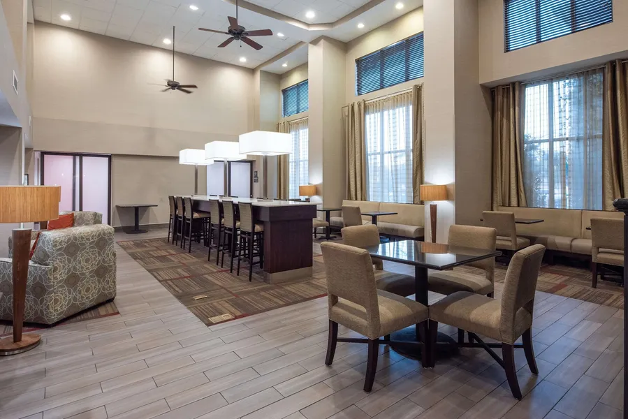 Hampton Inn & Suites Banning-Beaumont hotel detail image 6