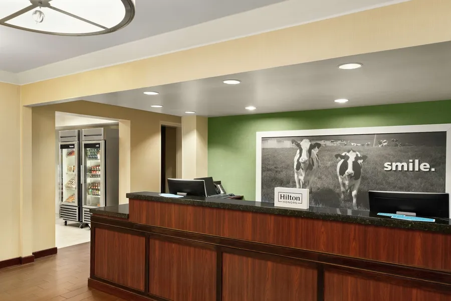 Hampton Inn Portland-Airport hotel detail image 6