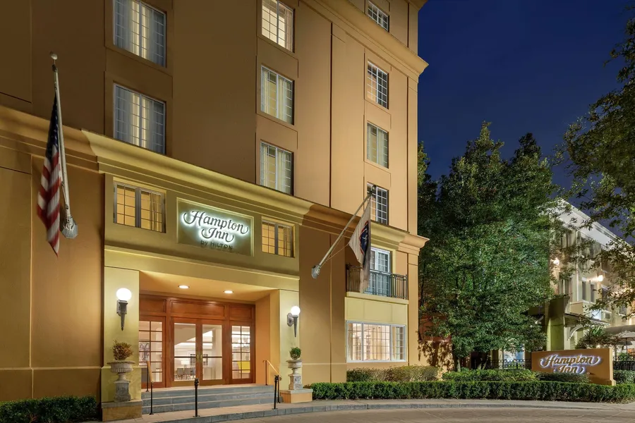 Hampton Inn New Orleans-St. Charles Ave./Garden District hotel detail image 2