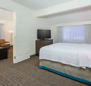 Hawthorn Suites by Wyndham Tinton Falls hotel detail image 3