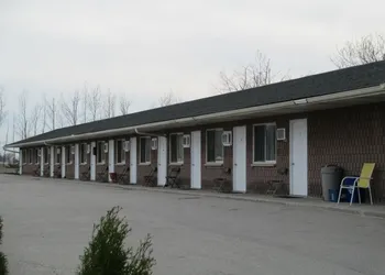 Newburg Inn Motel hotel thumbnail 5