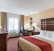 Quality Inn Parkersburg North - Vienna hotel detail image 4