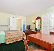 Pine Point Inn & Suites hotel detail image 5