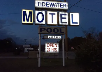 Tidewater Motel hotel thumbnail 2