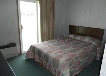 Tidewater Motel hotel thumbnail 8