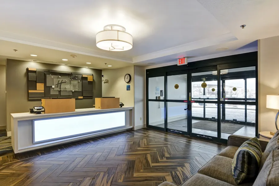 Holiday Inn Express & Suites New Berlin by IHG hotel detail image 6