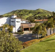 The Wayfarer San Luis Obispo, Tapestry Collection by Hilton hotel detail image 5