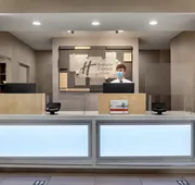 Holiday Inn Express Hotel & Suites Auburn - University Area by IHG hotel detail image 5