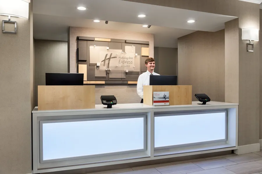 Holiday Inn Express Hotel & Suites Auburn - University Area by IHG hotel detail image 6