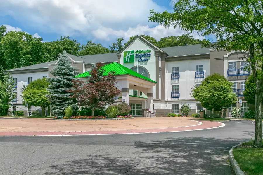 Holiday Inn Express Hotel & Stes Mt. Arlington Rockaway Area by IHG hotel detail image 2