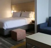 Holiday Inn Express Biloxi - Beach Blvd by IHG hotel detail image 7