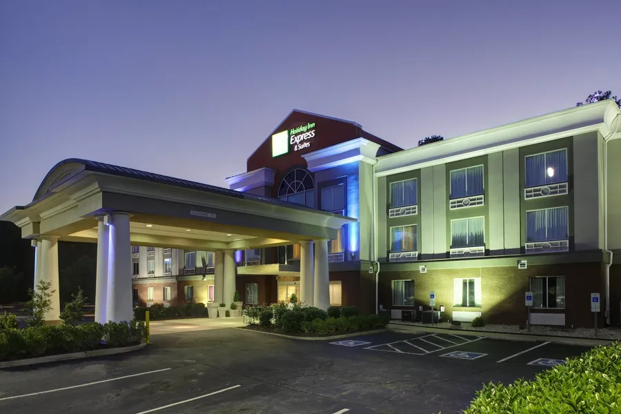 Holiday Inn Express Hotel & Suites Emporia by IHG hotel detail image 2