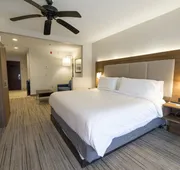 Holiday Inn Express Clinton by IHG hotel detail image 7