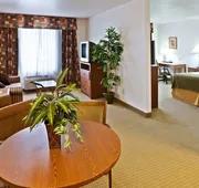 Quality Inn & Suites Bethany - Oklahoma City West hotel detail image 4