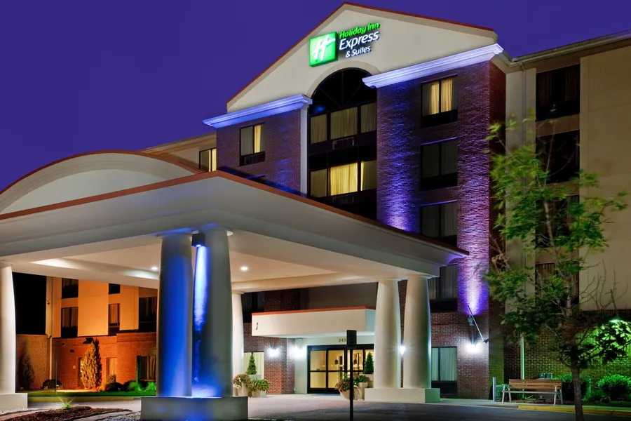 Holiday Inn Express Hotel & Suites Chesapeake by IHG hotel detail image 2