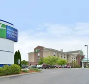 Holiday Inn Express Hotel & Suites Athens by IHG hotel detail image 3