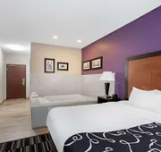 La Quinta Inn & Suites by Wyndham Norwich-Plainfield-Casino hotel detail image 5