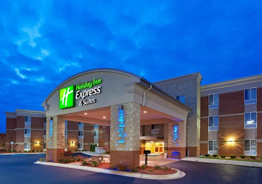 Holiday Inn Express Hotel & Suites Auburn Hills by IHG hotel detail image 2
