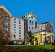 Holiday Inn Express Hotel and Suites Kingsport by IHG hotel detail image 3