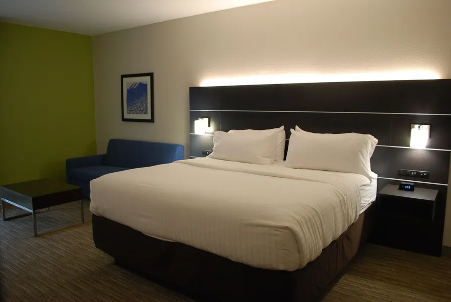 Holiday Inn Express Hotel and Suites Kingsport by IHG hotel detail image 6