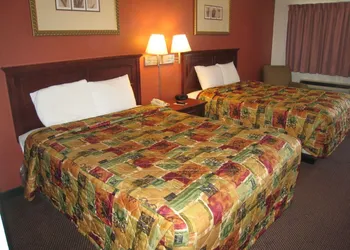 Motel 8 hotel thumbnail 5