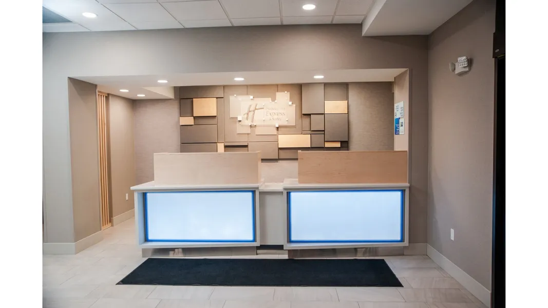 Holiday Inn Express & Suites Norfolk by IHG hotel detail image 2