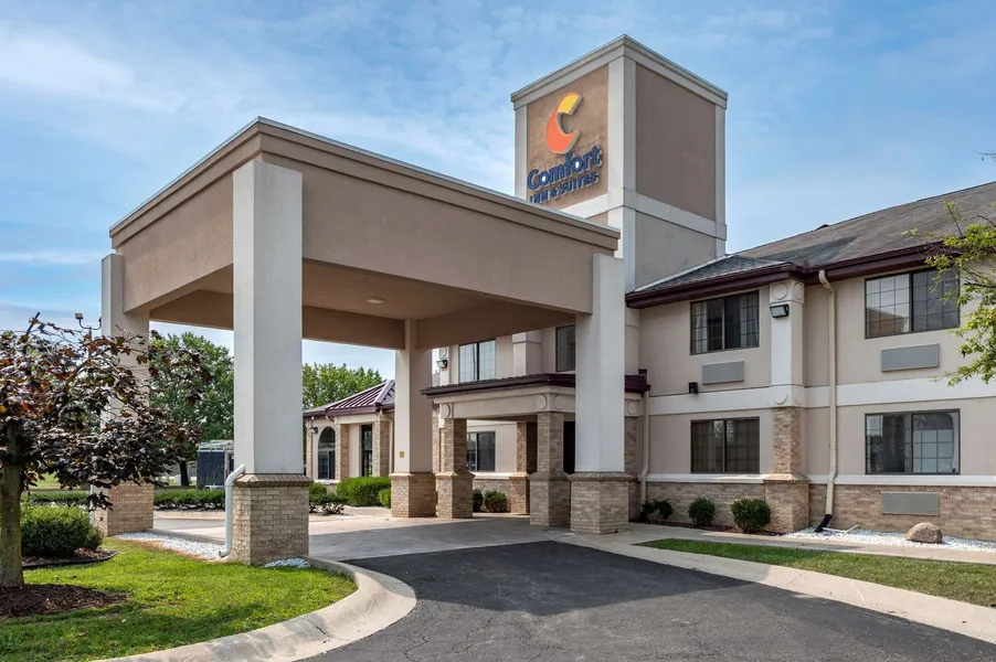 Comfort Inn & Suites Napoleon hotel detail image 6