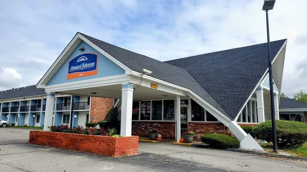 Howard Johnson by Wyndham Bangor hotel detail image 2
