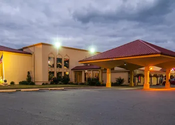 Howard Johnson by Wyndham Conway hotel thumbnail 3