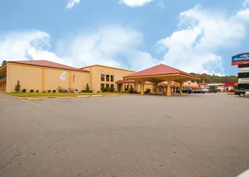 Howard Johnson by Wyndham Conway hotel thumbnail 5