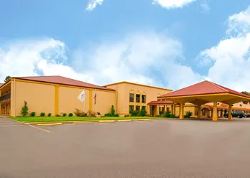 Howard Johnson by Wyndham Conway hotel thumbnail 6