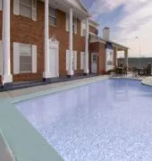 Days Inn by Wyndham Liberty/NE Kansas City hotel thumbnail 2